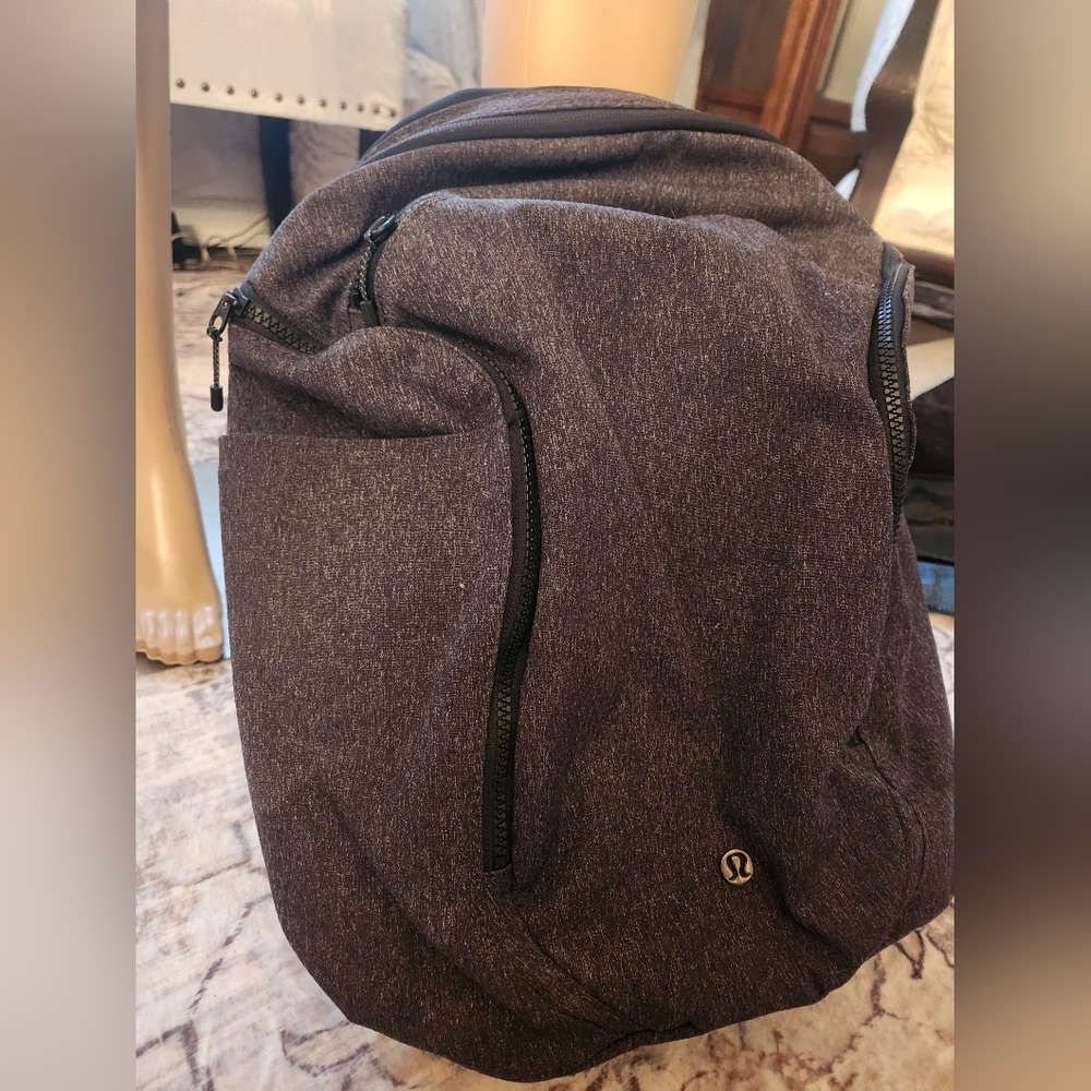 Lululemon Gray Define Backpack - image 5